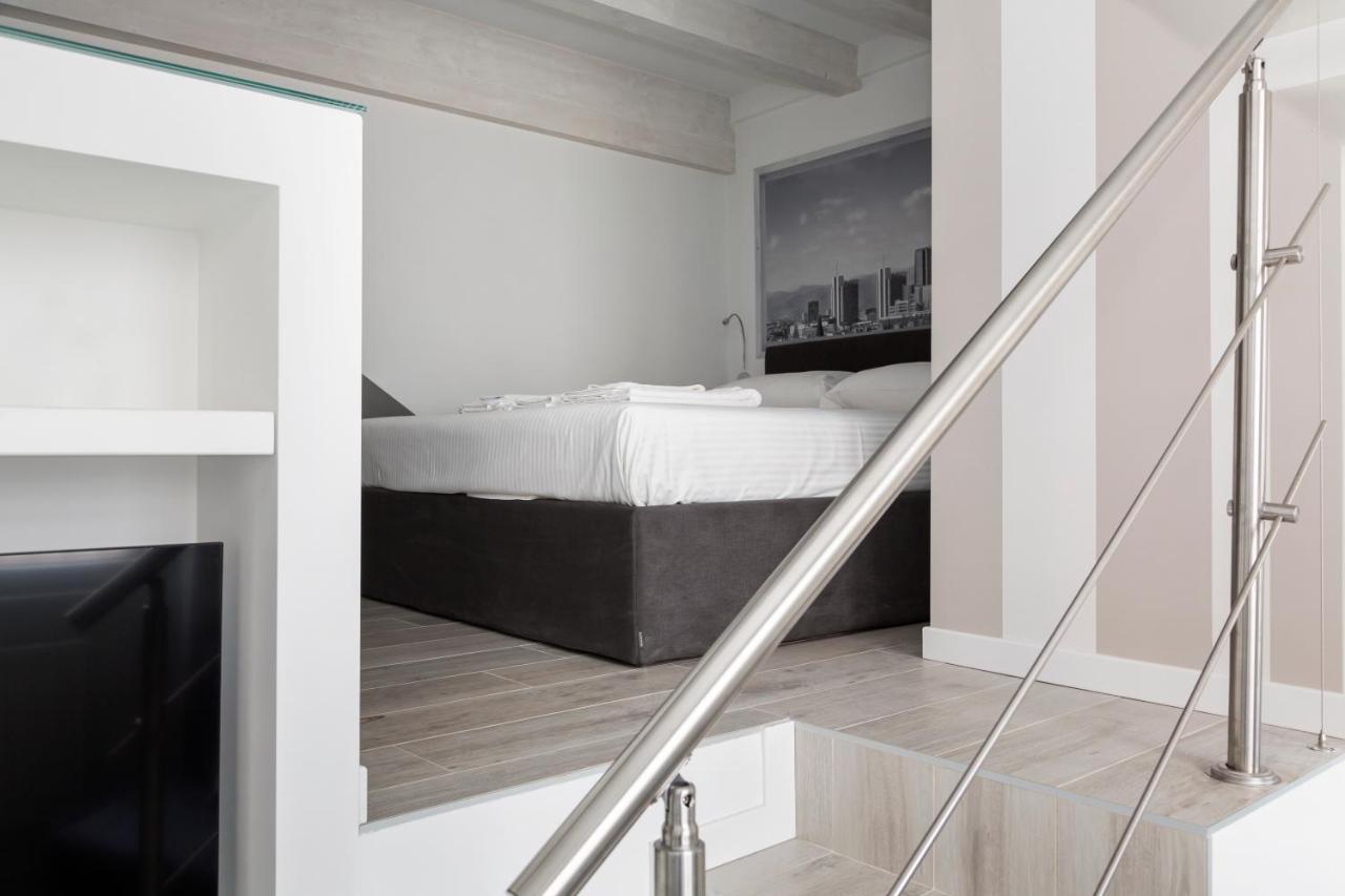 Nest For 2 In Milan Fashion District Via S Cecilia Apartment Exterior photo
